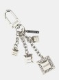 PORTE CLÉS BRELOQUE ARGENT PÂLE GUESS